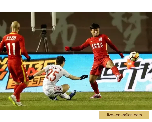 央视直播聚焦中超联赛激情赛场点燃全国足球热潮新时代精彩对决全民关注